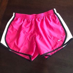 Kids pink nike shorts